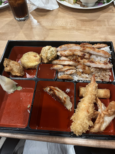 Photo of Fujiyama Japanese Steakhouse (Effingham) - 1302 Ave of Mid-America Suite C, Effingham, IL 62401