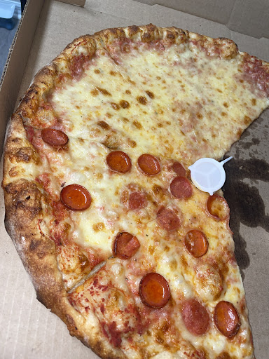 Photo of Zeins Pizza, Subs, Mediterranean, and Wings - 2091 N Highland Ave, Clearwater, FL 33755