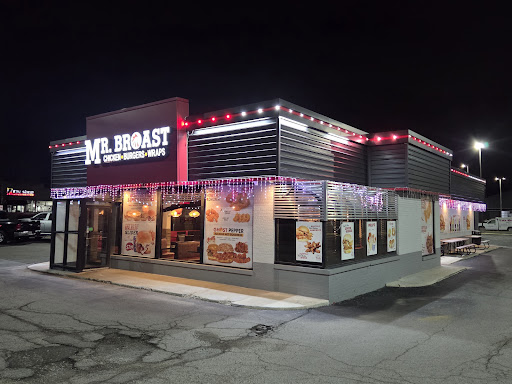 Photo of MR BROAST LOMBARD "HOME OF THE ZINGER BURGER" - 820 E Roosevelt Rd, Lombard, IL 60148
