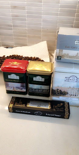 Photo of Mediterranean Market - 612 E Roosevelt Rd, Lombard, IL 60148