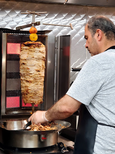 Photo of Baladi Fresh Market and Zabiha Halal Meat سوبرماركت بلدي / فيلا بارك - 601 W North Ave, Villa Park, IL 60181