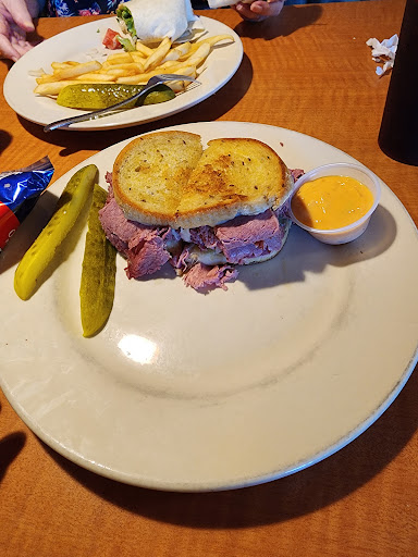 Photo of Rubin's Restaurant / Arabica - 312 Chestnut Commons Dr, Elyria, OH 44035