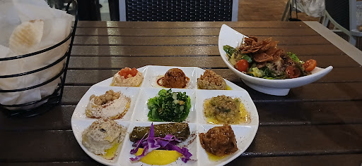 Photo of Kareem's Lebanese Kitchen - 4270 Tamiami Trl E ste 18, Naples, FL 34112