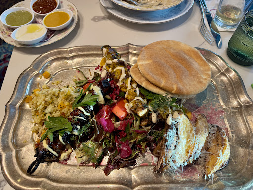 Photo of Florence and the Spice Boys - 257 N Cattlemen Rd #90, Sarasota, FL 34243