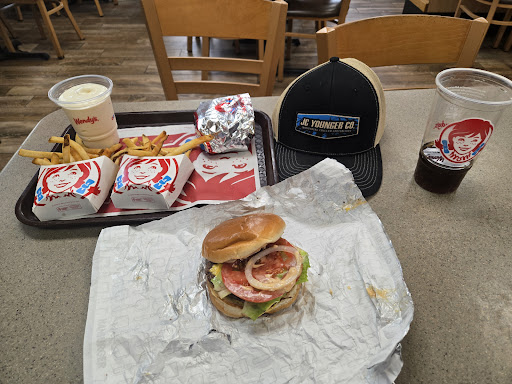 Photo of Wendy's - 112 N Lincoln Rd, Escanaba, MI 49829