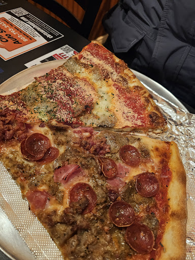 Photo of Ramunto's Brick Oven Pizza - 18 Taft Corners Shopping Center #2023, Williston, VT 05495