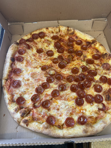 Photo of Ramunto's Brick Oven Pizza - 18 Taft Corners Shopping Center #2023, Williston, VT 05495