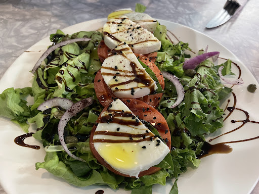 Photo of Mo's Mediterranean Table - 200 N Patterson St, Valdosta, GA 31601