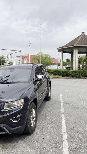 Photo of Cajun Corner on Broad - 209 E Broad St, Eufaula, AL 36027