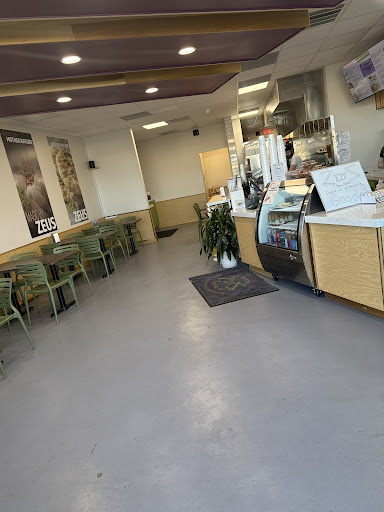 Photo of Zeus - 900 E Admiral Doyle Dr ste F, New Iberia, LA 70560