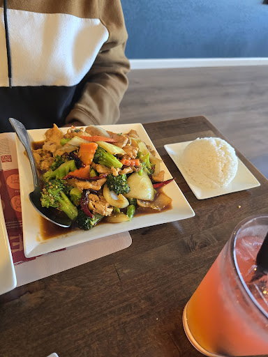 Photo of Hunan Chinese Restaurant - 2912 E St, Eureka, CA 95501