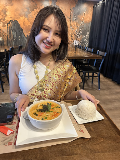 Photo of Hunan Chinese Restaurant - 2912 E St, Eureka, CA 95501