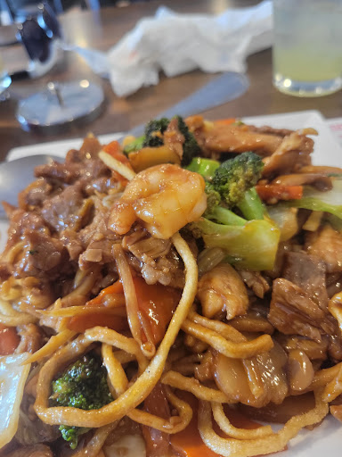 Photo of Hunan Chinese Restaurant - 2912 E St, Eureka, CA 95501