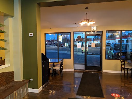 Photo of Milo's Pita - 1335 W Morse Ave, Chicago, IL 60626