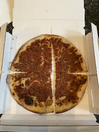 Photo of Larsa Mediterranean Grill & Pizzeria - 3724 Dempster St, Skokie, IL 60076