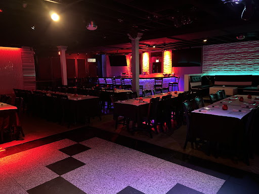 Photo of Babylon Bistro - 2641 W Peterson Ave, Chicago, IL 60659