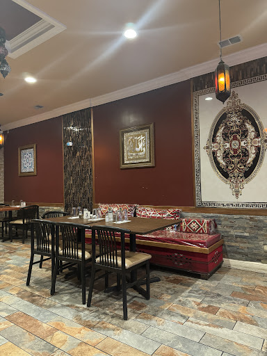 Photo of Salam Restaurant - 4636 N Kedzie Ave, Chicago, IL 60625