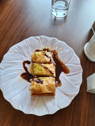 Photo of Salam Restaurant - 4636 N Kedzie Ave, Chicago, IL 60625