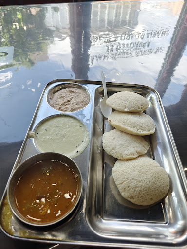 Photo of Mehrab Restaurant - 2437 W Devon Ave, Chicago, IL 60659