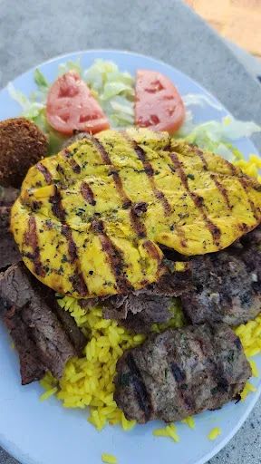 Photo of Pita Inn - 4710 Dempster St, Skokie, IL 60076