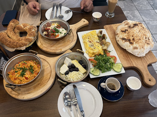 Photo of Kolbeh Turkish Cuisine - 11715 Fair Oaks Mall Shopping, Fairfax, VA 22033