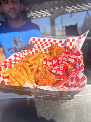 Photo of Percy's Hot Chicken & Smoothies - 7601 Frankford Ave, Philadelphia, PA 19136