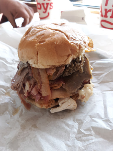 Photo of Arby's - 427 S State St, Fairmont, MN 56031