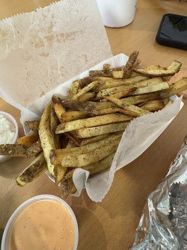 Photo of Bis Bas Mediterranean Grill - 536 Driggs Ave, Brooklyn, NY 11211