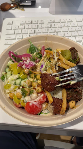 Photo of taïm mediterranean kitchen - 1372 Broadway, New York, NY 10018