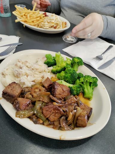 Photo of Friendly's - 135 Mariano Bishop Blvd, Fall River, MA 02722