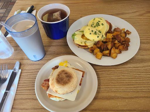 Photo of Munchies Breakfast & lunch - 4263 N Main St, Fall River, MA 02720