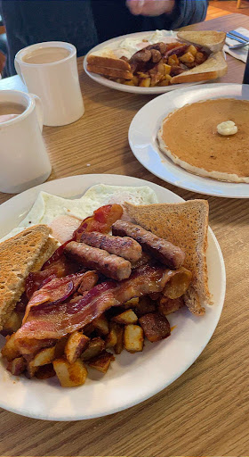 Photo of Munchies Breakfast & lunch - 4263 N Main St, Fall River, MA 02720