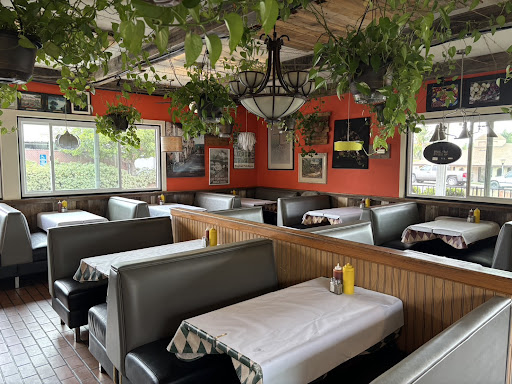 Photo of Greek Style Chicken - 904 S Main Ave, Fallbrook, CA 92028