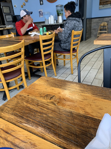 Photo of Oozie Chicken Plus - 5624 Columbia Pike, Falls Church, VA 22041