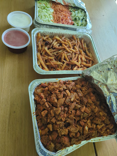 Photo of NYC Halal Eats - 24311 Halsted Rd, Farmington Hills, MI 48335