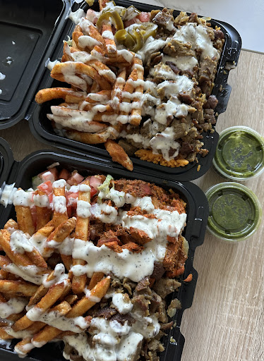 Photo of NYC Halal Eats - 24311 Halsted Rd, Farmington Hills, MI 48335