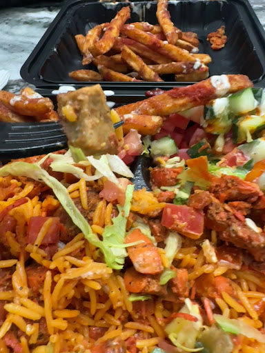 Photo of NYC Halal Eats - 24311 Halsted Rd, Farmington Hills, MI 48335