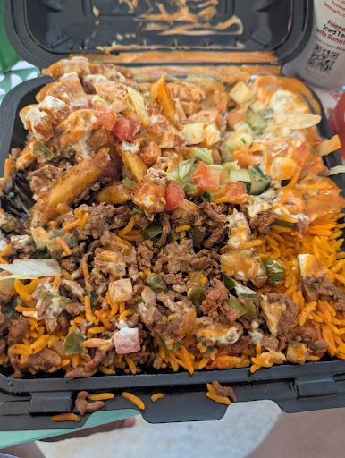 Photo of NYC Halal Eats - 24311 Halsted Rd, Farmington Hills, MI 48335