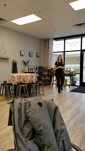 Photo of Fresh & Fancy @MamaSheenas - 2909 Cenex Dr, Fergus Falls, MN 56537