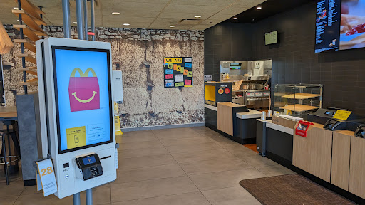 Photo of McDonald's - 2085 College Way, Fergus Falls, MN 56537