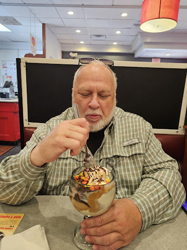 Photo of Friendly's - 412 Crain Hwy, Glen Burnie, MD 21061