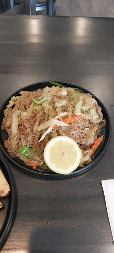 Photo of Golden Flames Asian Bistro Express - 2033 Tiffin Ave Suite 2, Findlay, OH 45840