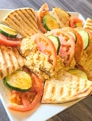 Photo of Lincoln's Grill - 219 Gwinnett Dr, Lawrenceville, GA 30046