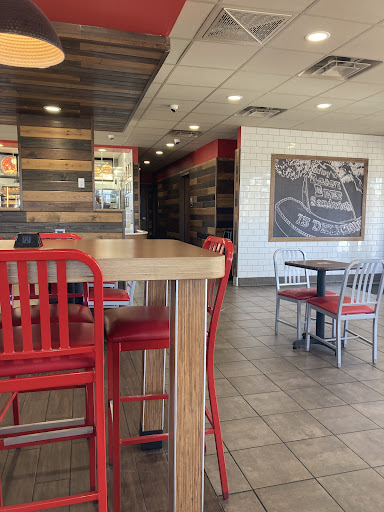 Photo of Arby's - 2908 5th Ave S, Fort Dodge, IA 50501