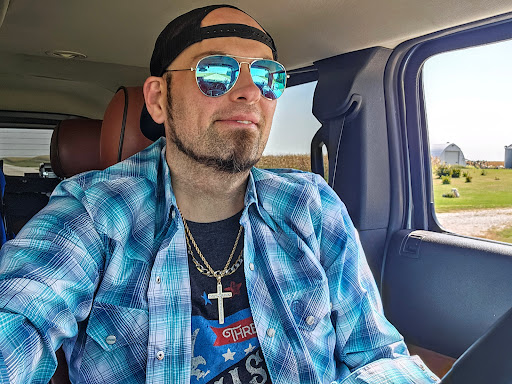 Photo of Sneakers Eatery and Pub - 1317 Central Ave, Fort Dodge, IA 50501