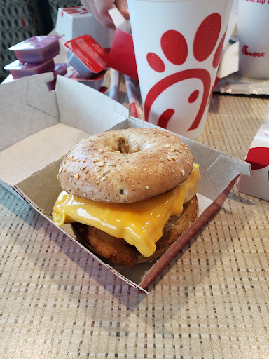 Photo of Chick-fil-A - 1824 Glenn Blvd SW, Fort Payne, AL 35968