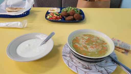 Photo of University Pizza & Deli Mediterranean Cuisine - 430 Vine St, Chattanooga, TN 37403