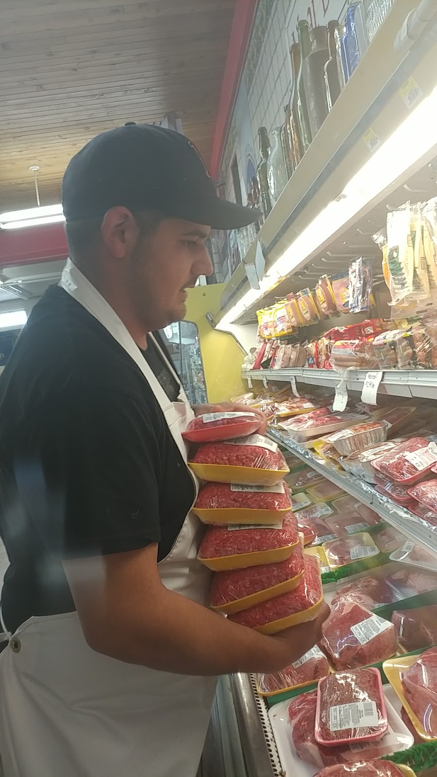 Photo of Campton Heights Market - 2915 School St, Fortuna, CA 95540