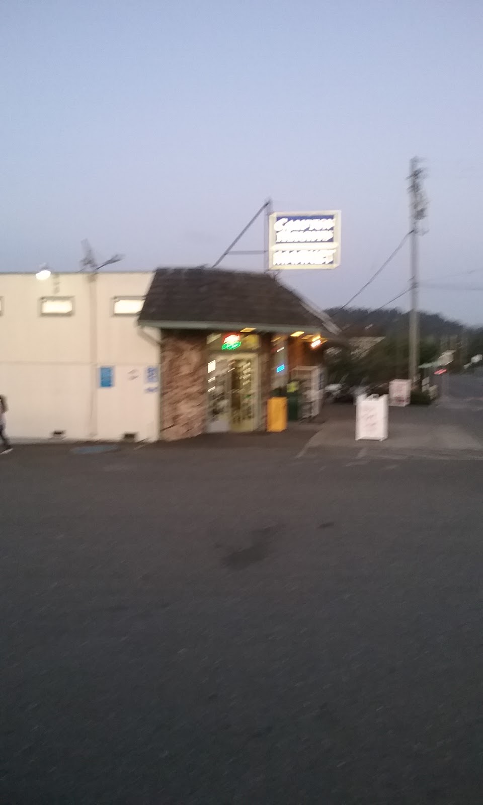Photo of Campton Heights Market - 2915 School St, Fortuna, CA 95540