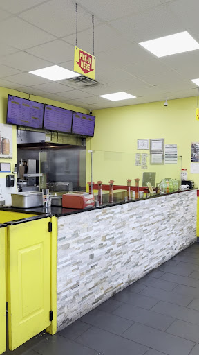 Photo of Manhattan Halal Gyro - 411 Goffle Rd, Wyckoff, NJ 07481